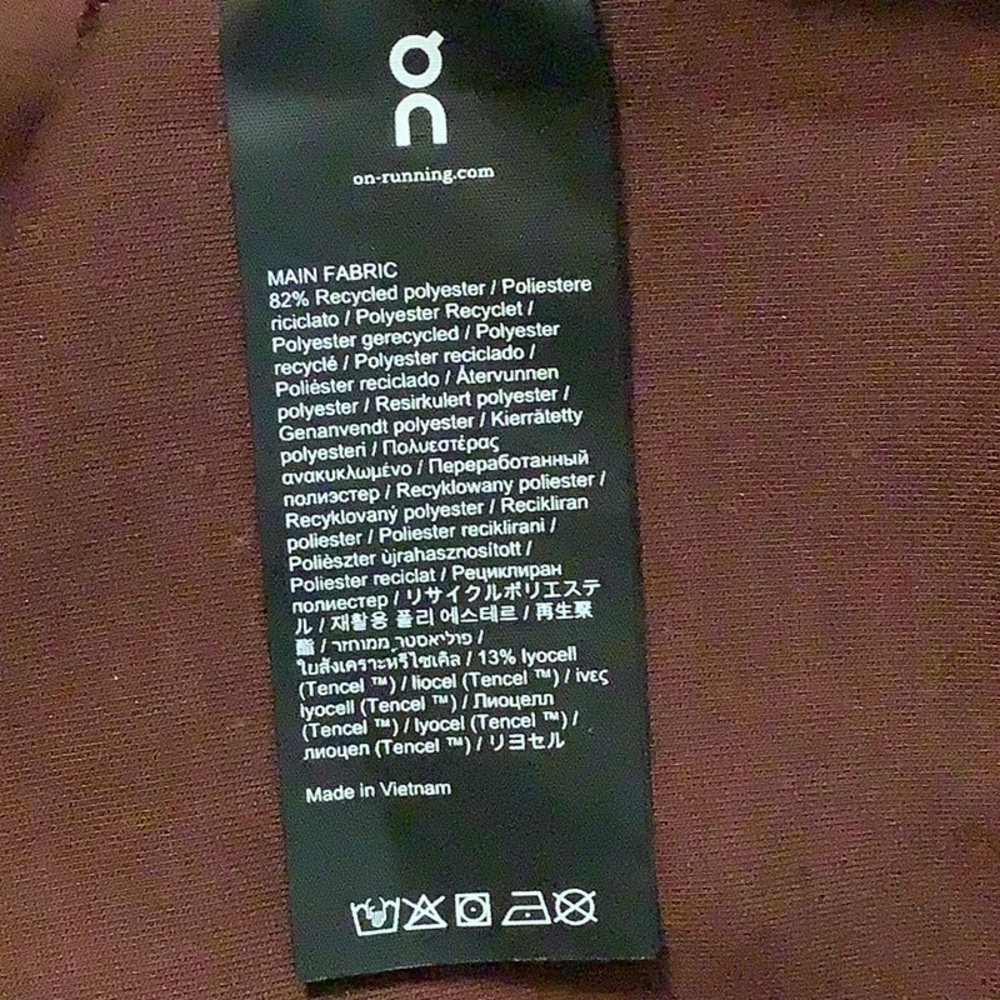 This Hoodie Combines Classic Functionality With N… - image 6